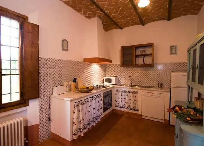 Spacious In Бризигелла